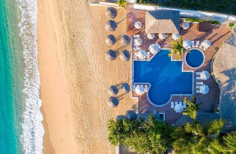 Bird`s eye view of the facilities of the Hotel Park Royal Beach Huatulco in the Mexican Pacific