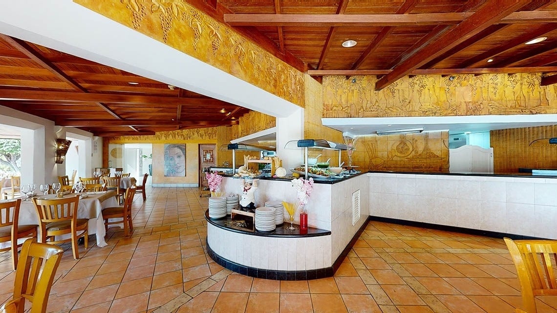 Buffet of an Italian restaurant at the Park Royal Beach Acapulco Hotel