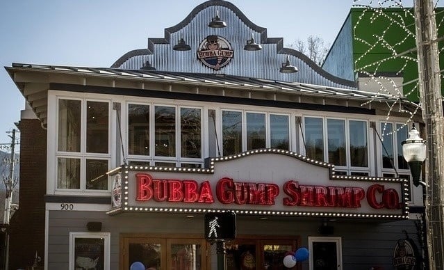 Do cinema para a sua mesa: descubra o restaurante Bubba Gump