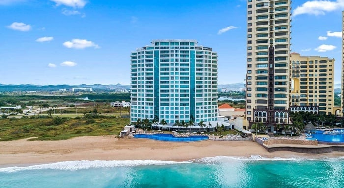 Hotel Park Royal Beach Mazatlan - Facade | Hotel Park Royal Beach Mazatlan