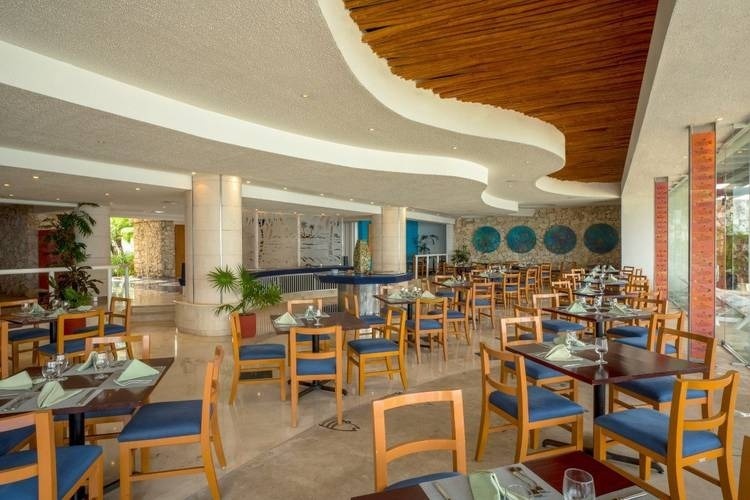 Decoração do restaurante El Caribeño especializado em peixes e mariscos do Grand Park Royal Cozumel Hotel