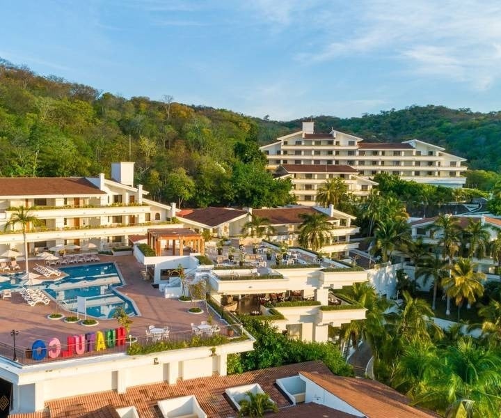 Panoramic view of the Hotel Park Royal Beach Huatulco in the Mexican Pacific