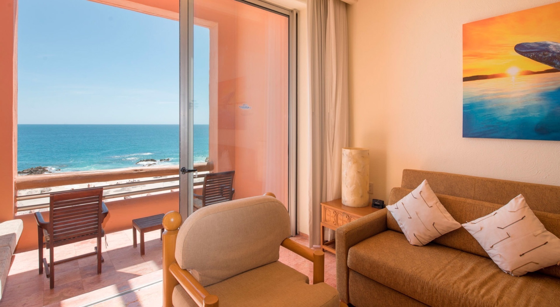 Balcón con vista al mar en Park Royal: Club Regina Los Cabos, sala acogedora.
