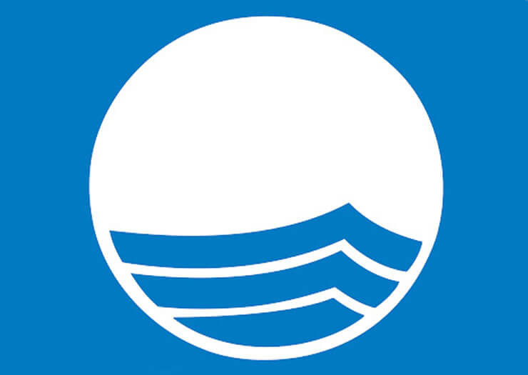 Playa Esperanza Resort: Bandera azul de certificación de calidad del agua.