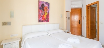 Apartamentos Playamaro by Dorobe Hotels