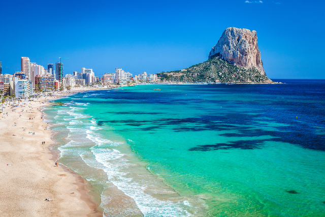 Hoteles 4 estrellas verano 2023: Calpe noche ¡desde 200€ 2!