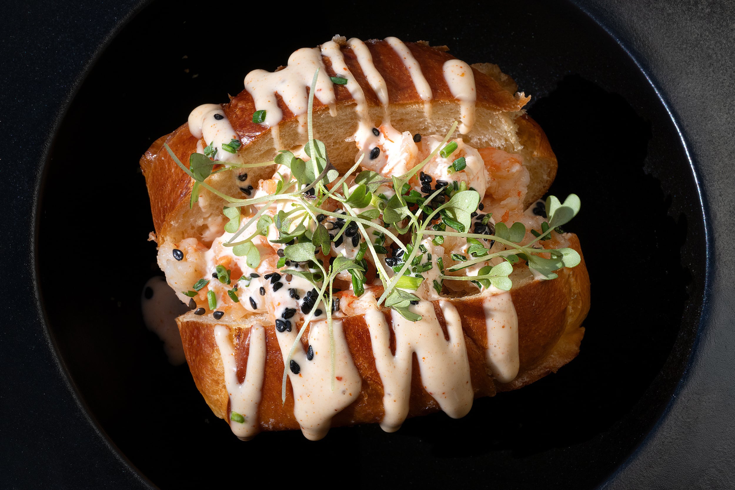 Port Hotels: Corporativa: roll de langosta con mayonesa y microgreens.