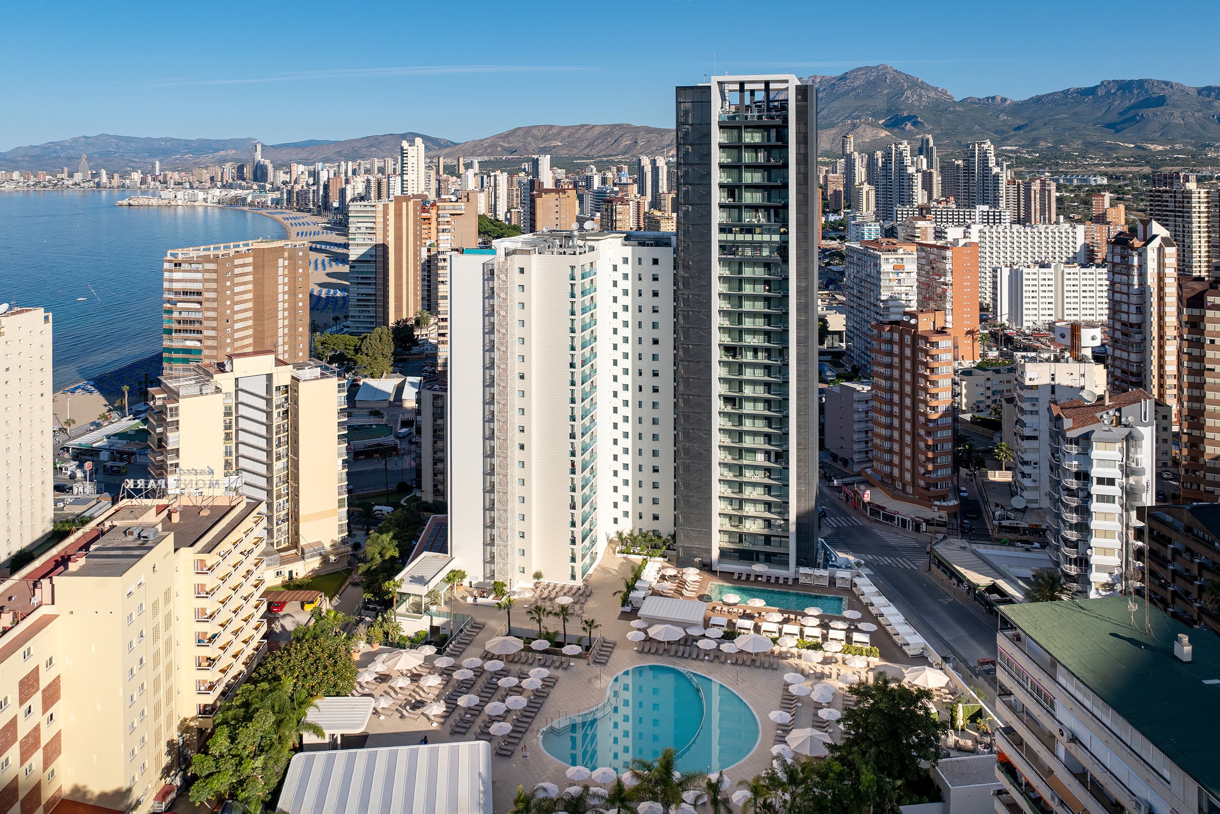Luxury beachfront Port Benidorm Hotel & Spa | Alicante | Port Hotels | Official Web with pools and ocean views in Benidorm, Spain.