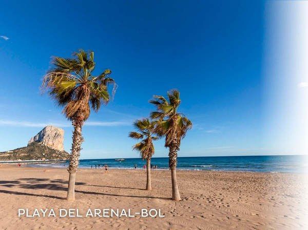 Praia de Malvarrosa. Port Hotels: Corporativa, ideal para descanso e eventos.
