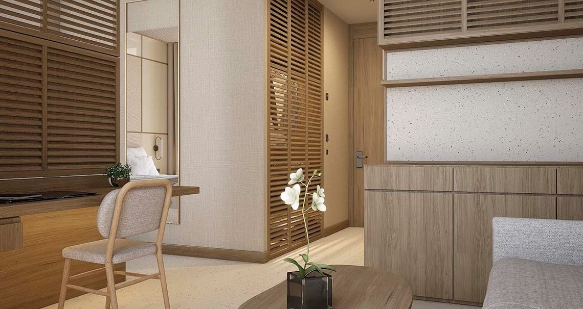 una habitación con una mesa de madera y una silla