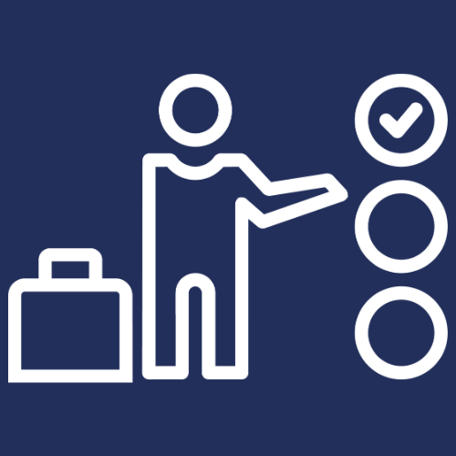 Un icono de una persona con una maleta señalando una lista de verificación.