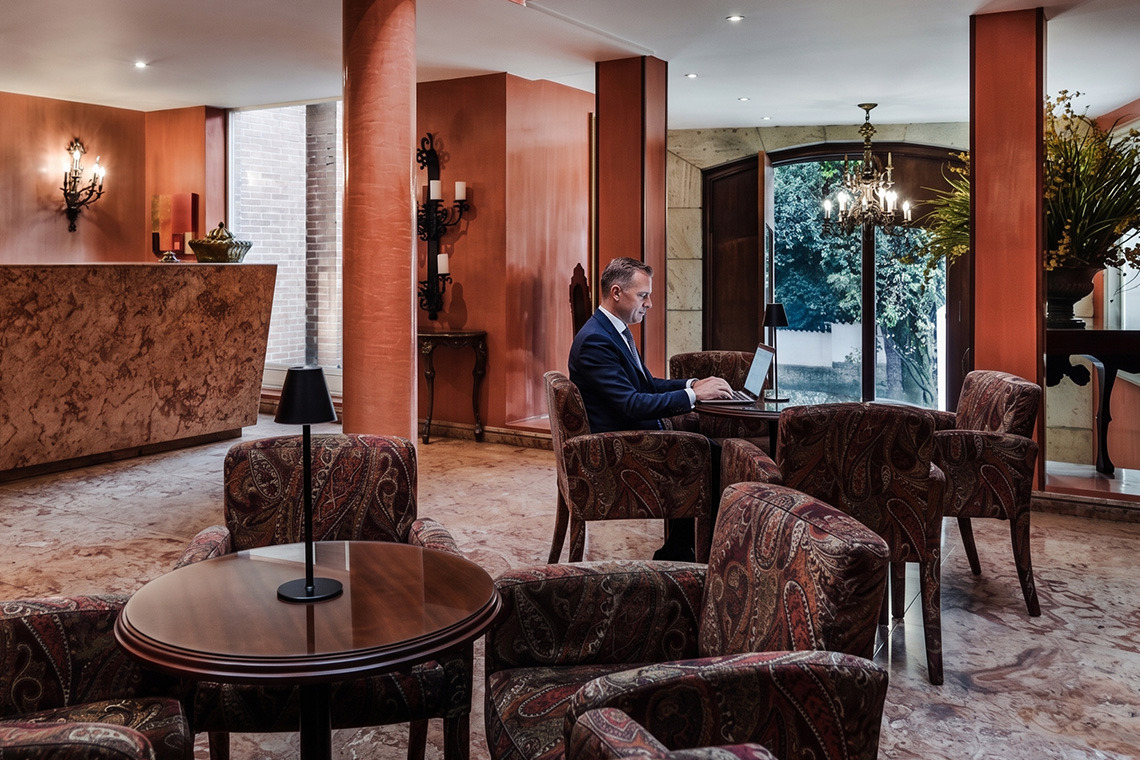 Hotel Portón de la Cabrera