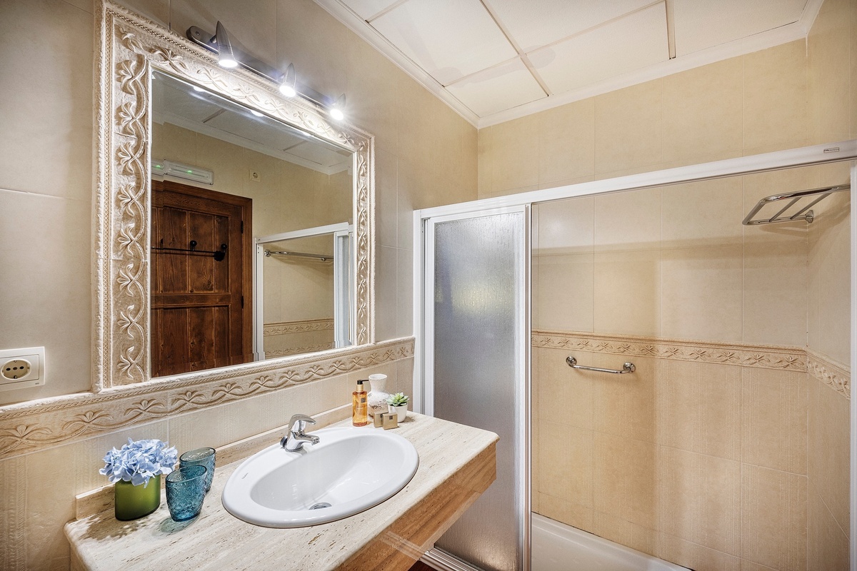 Habitación Clásica con Balcón