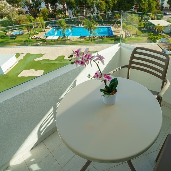 HABITACIONES