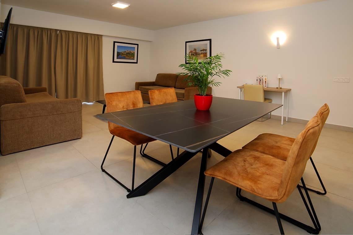 Hotel PYR Fuengirola