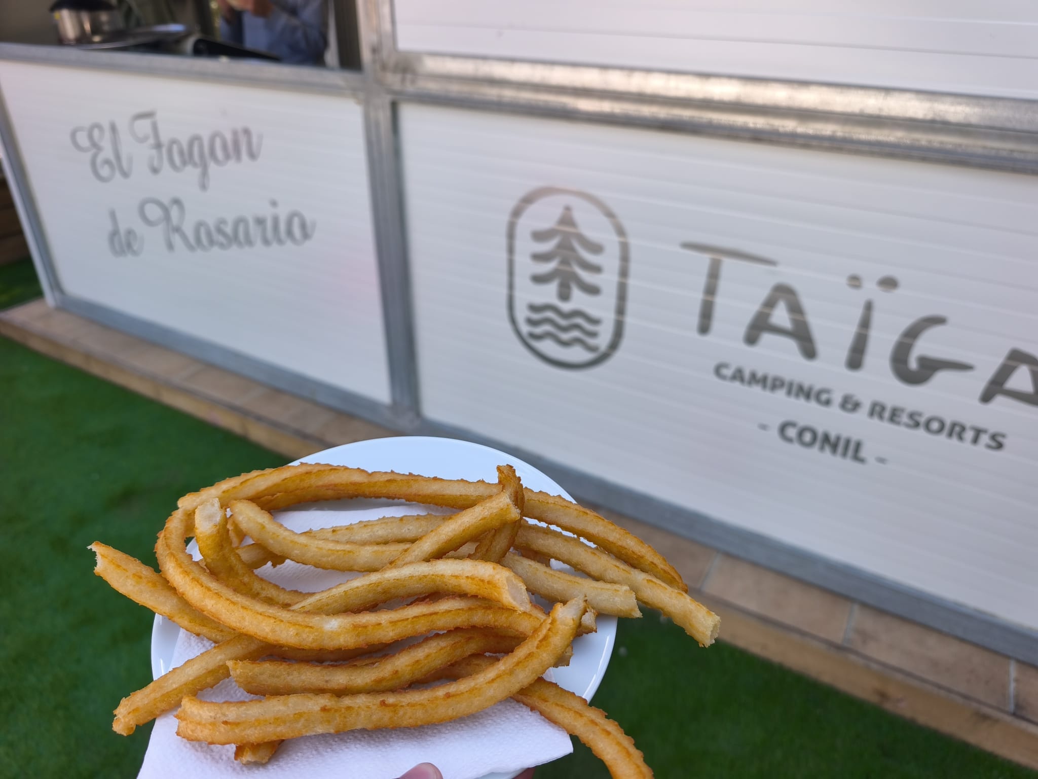 Taiga: Corporativa - Churros frais au camping Taiga Conil.