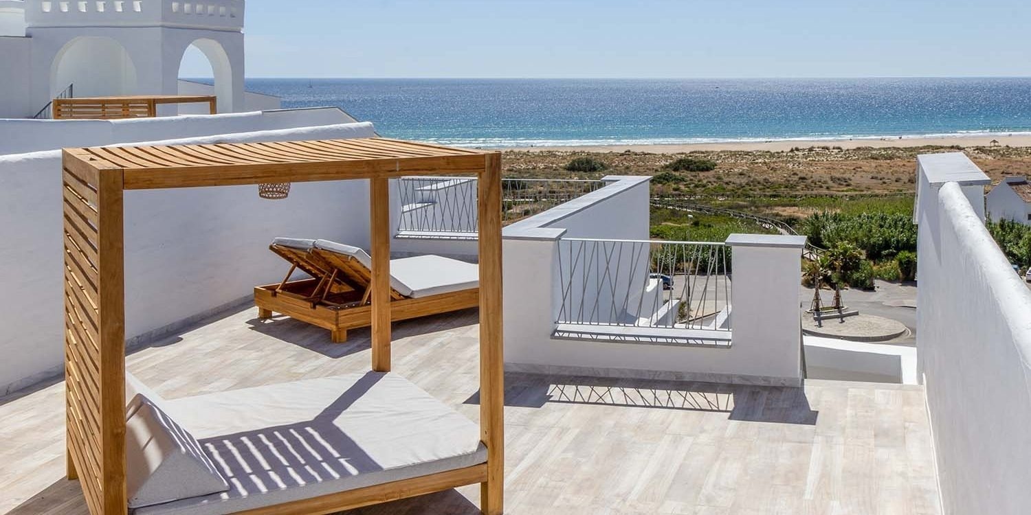 Viva campo de gibraltar: La revista condé nast traveler nomina al hotel Zahara Beach como mejor resort de españa