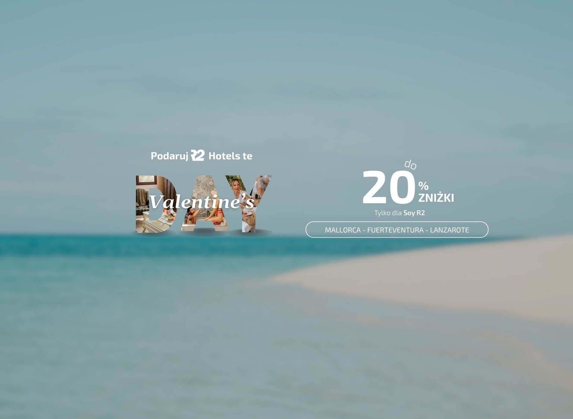 basen otoczony leżakami i parasolami z widokiem na ocean