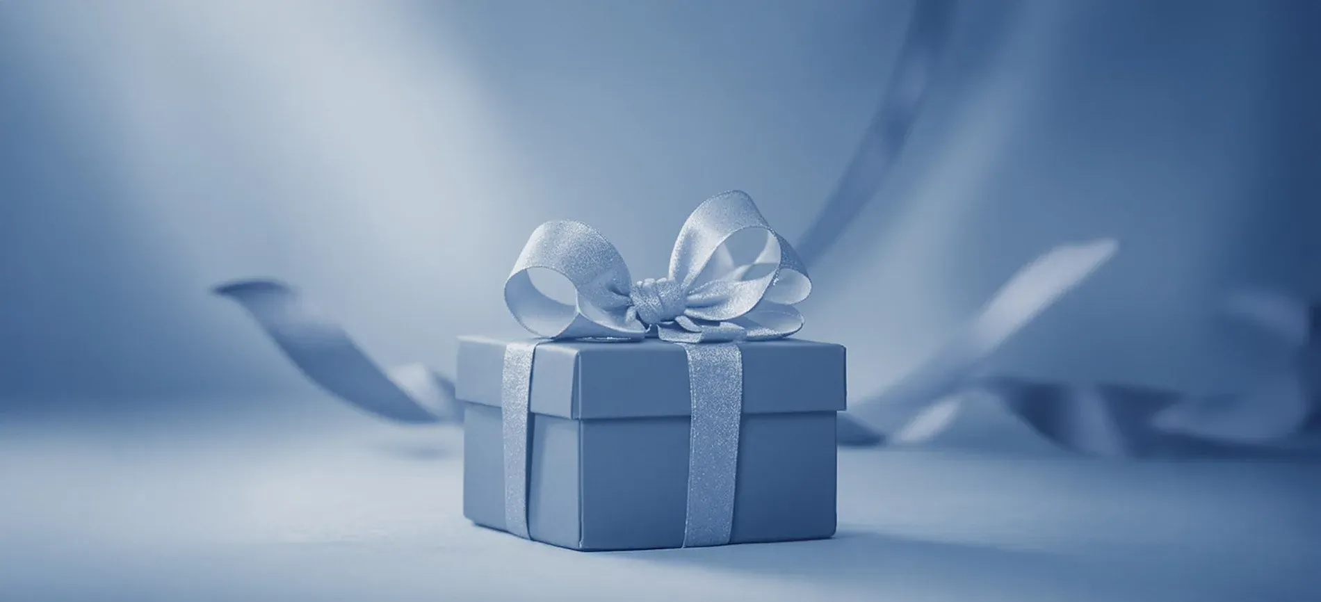 Tarjeta regalo R2 Hotels: Envuelve la sorpresa perfecta con nuestra tarjeta regalo, disponible ahora.
