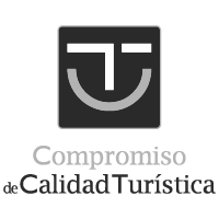 es un logotipo de un hotel de lujo .