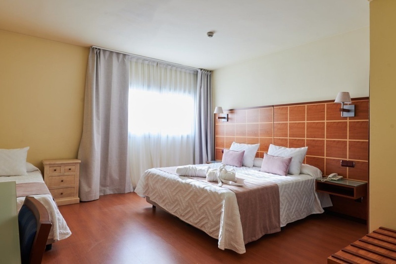 Habitación clásica, confort y funcionalidad