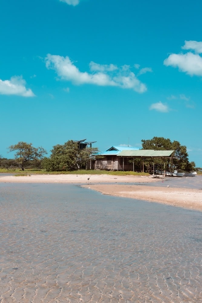 Hotel Ribai Corporativa: cabañas frente al mar con vistas espectaculares y naturaleza.