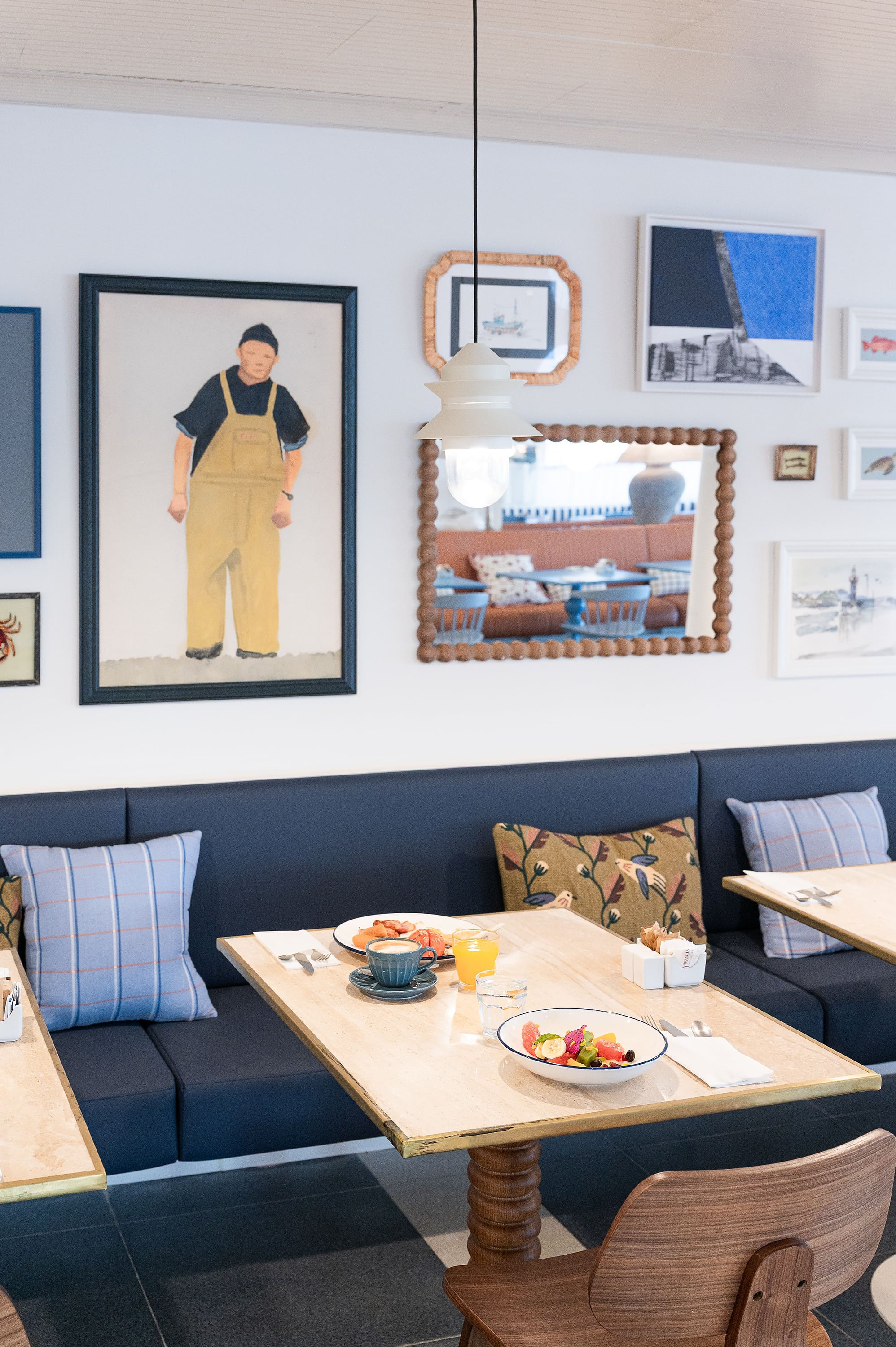 Satocan: The Salmar rooftop terrace with ocean views and outdoor seating.