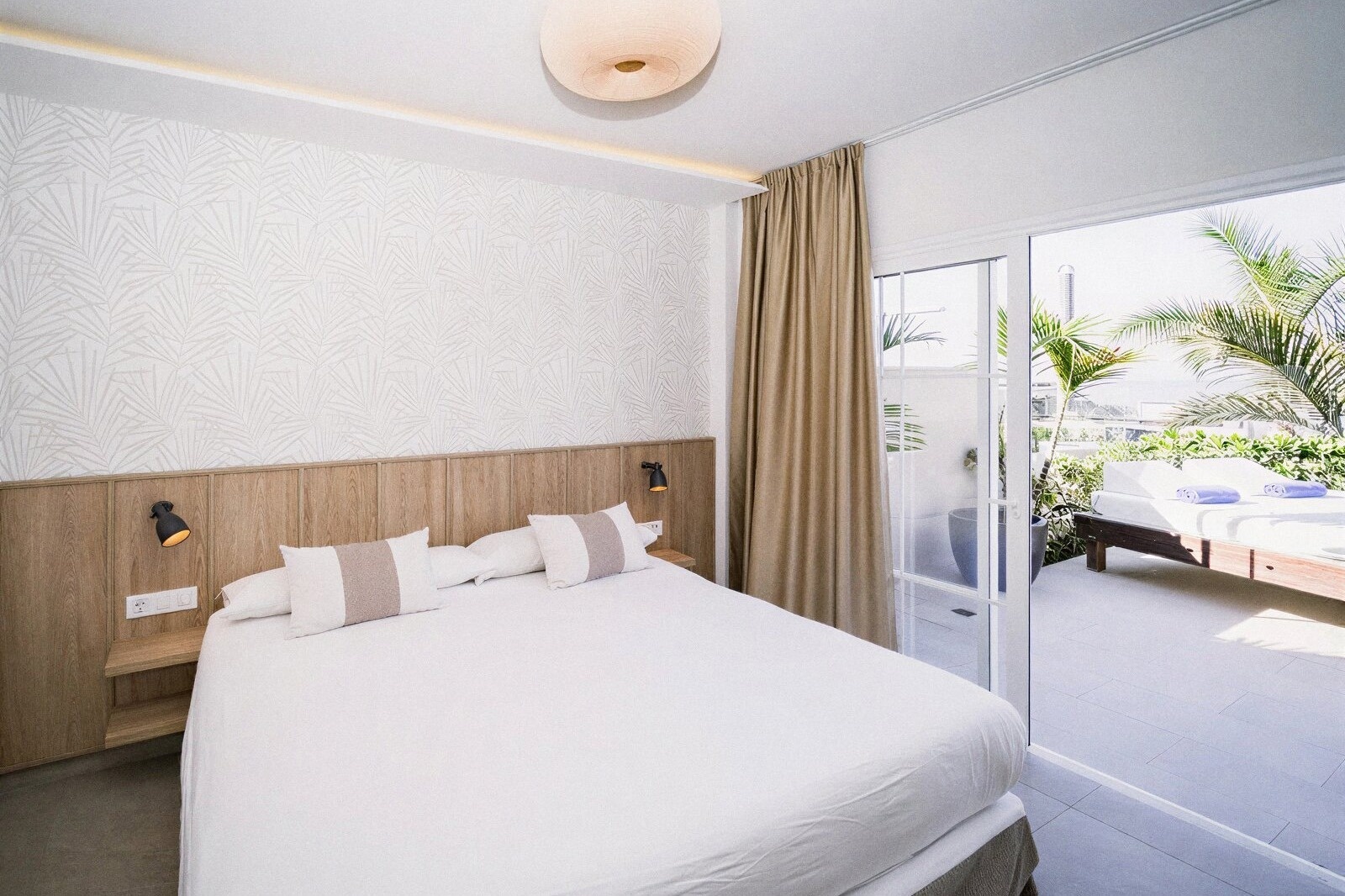 Aparthotel Los Olivos Beach Resort