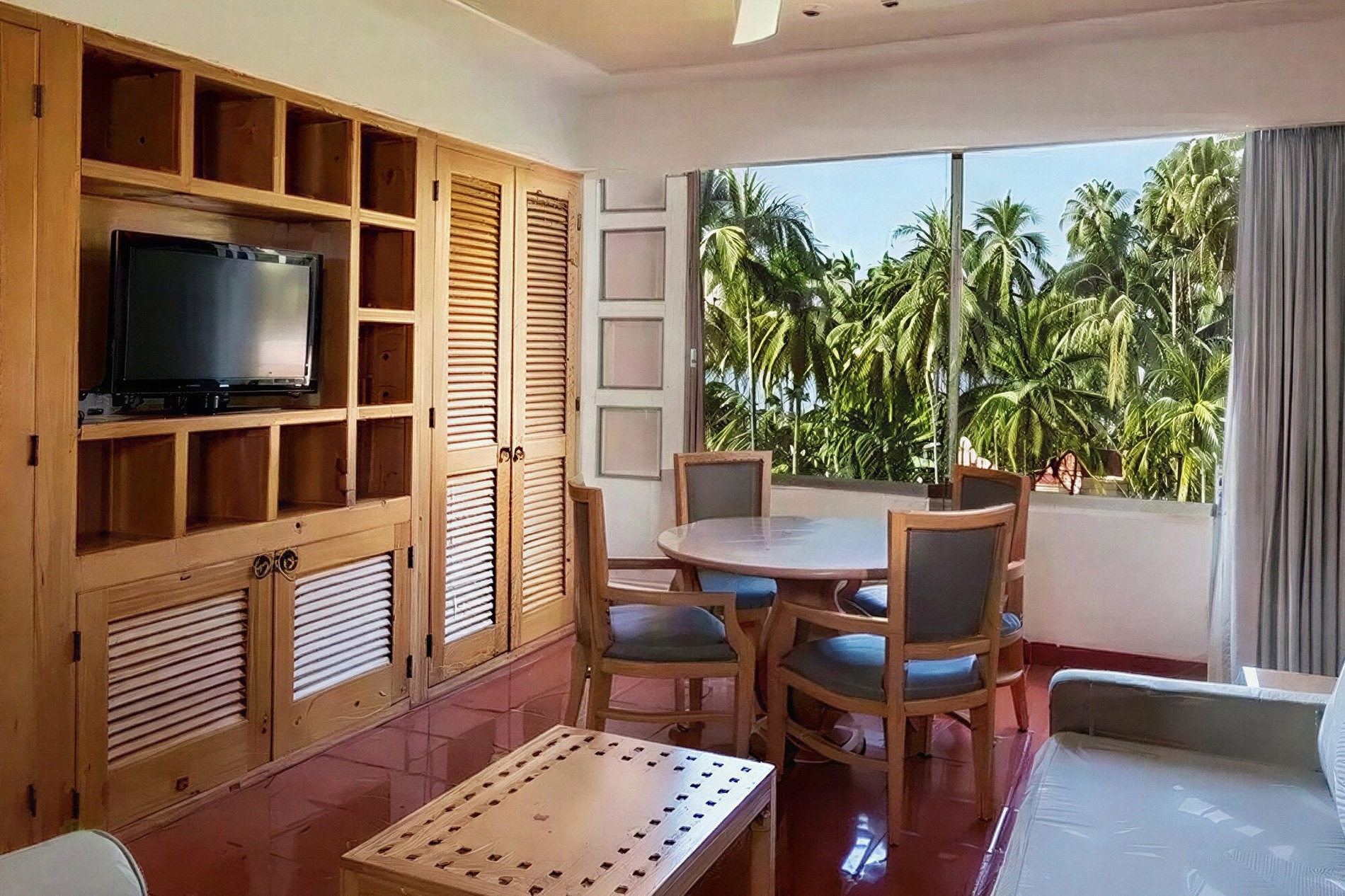 Aparthotel Los Olivos Beach Resort