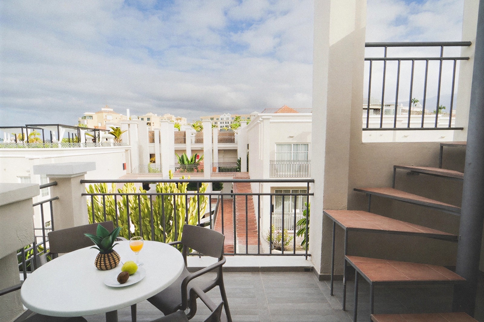 Aparthotel Los Olivos Beach Resort