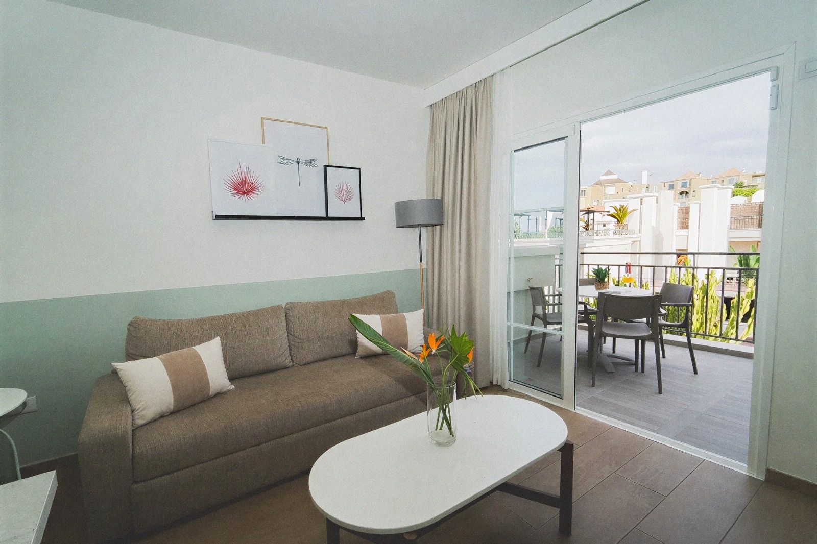 Aparthotel Los Olivos Beach Resort