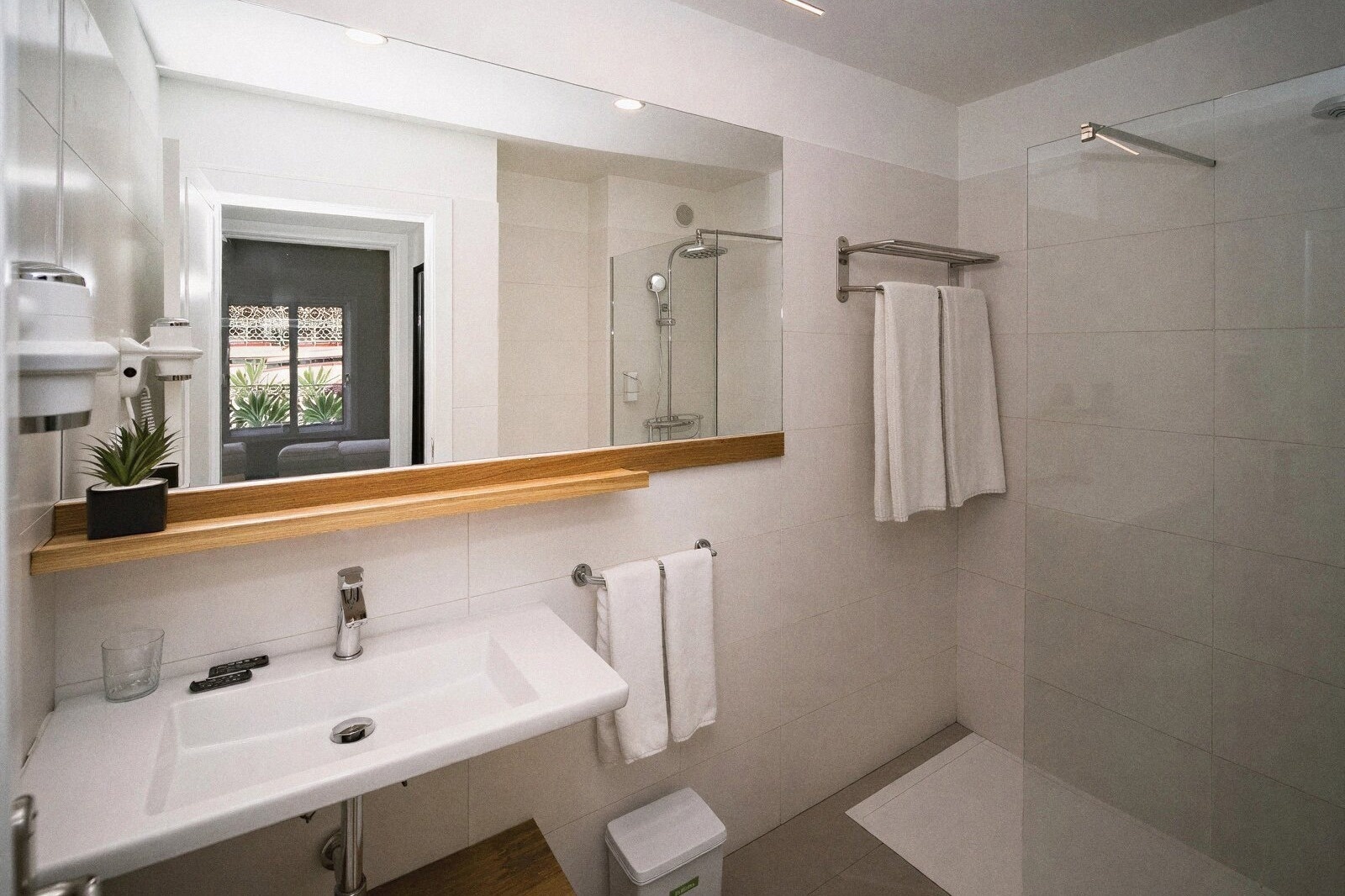 Aparthotel Los Olivos Beach Resort