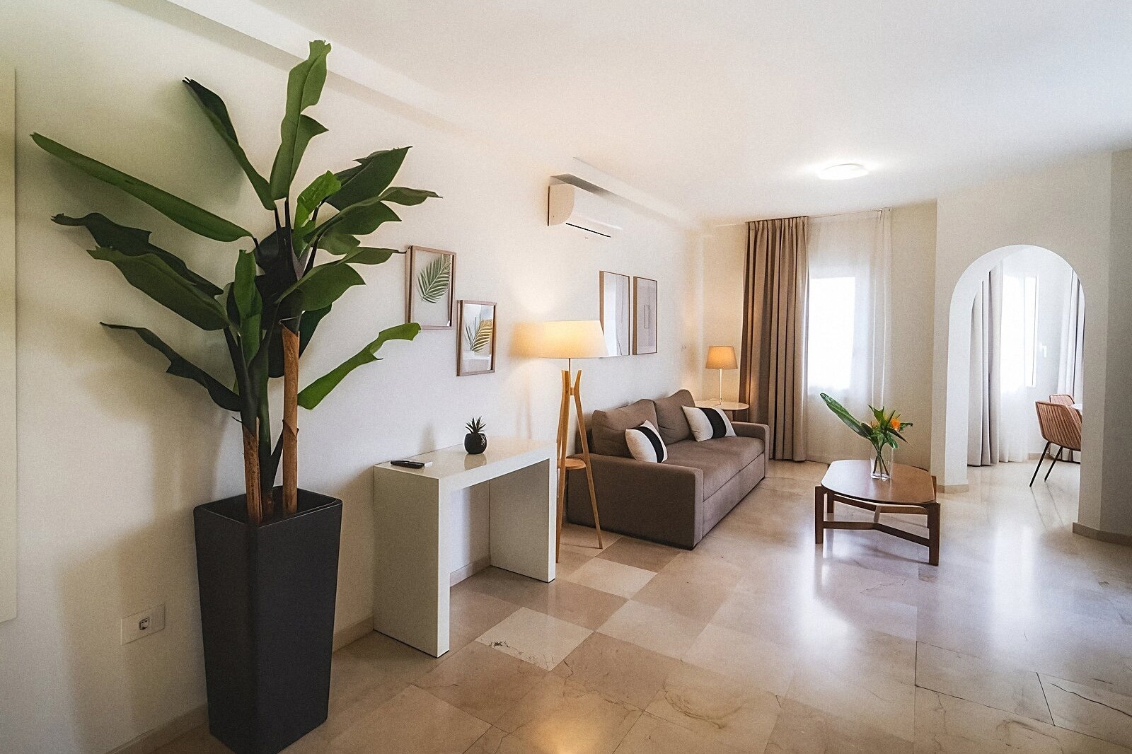 Aparthotel Los Olivos Beach Resort