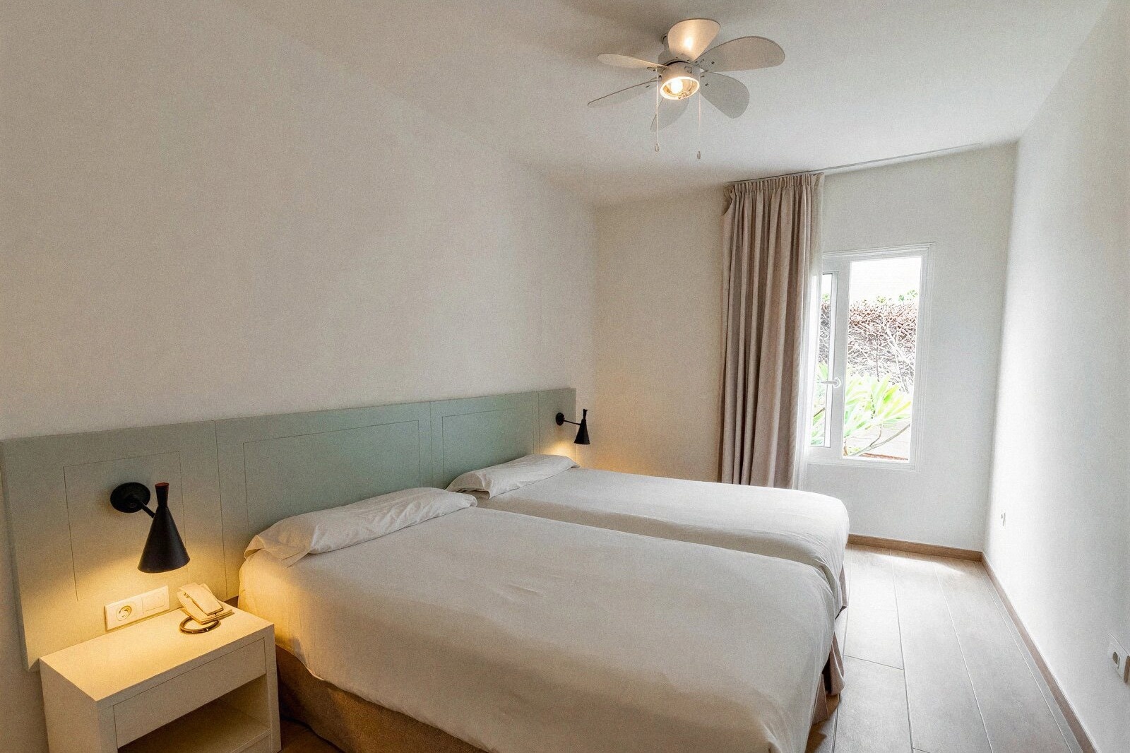 Aparthotel Los Olivos Beach Resort