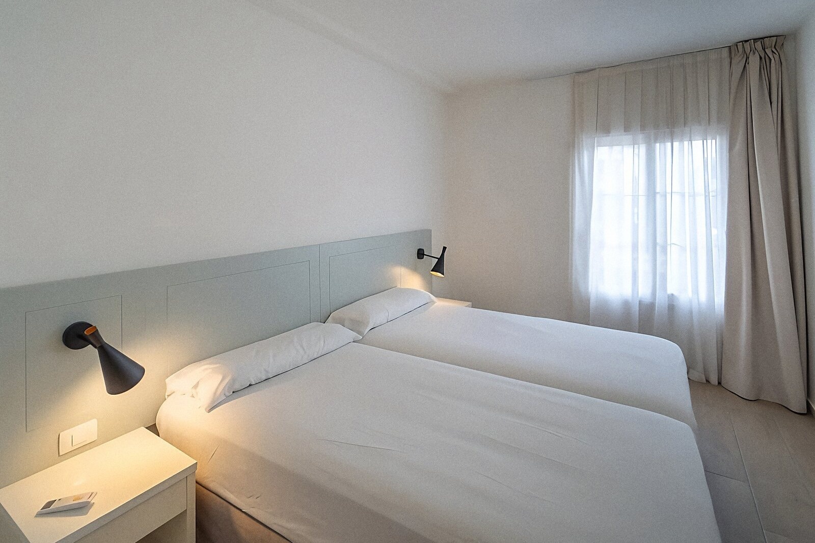 Aparthotel Los Olivos Beach Resort