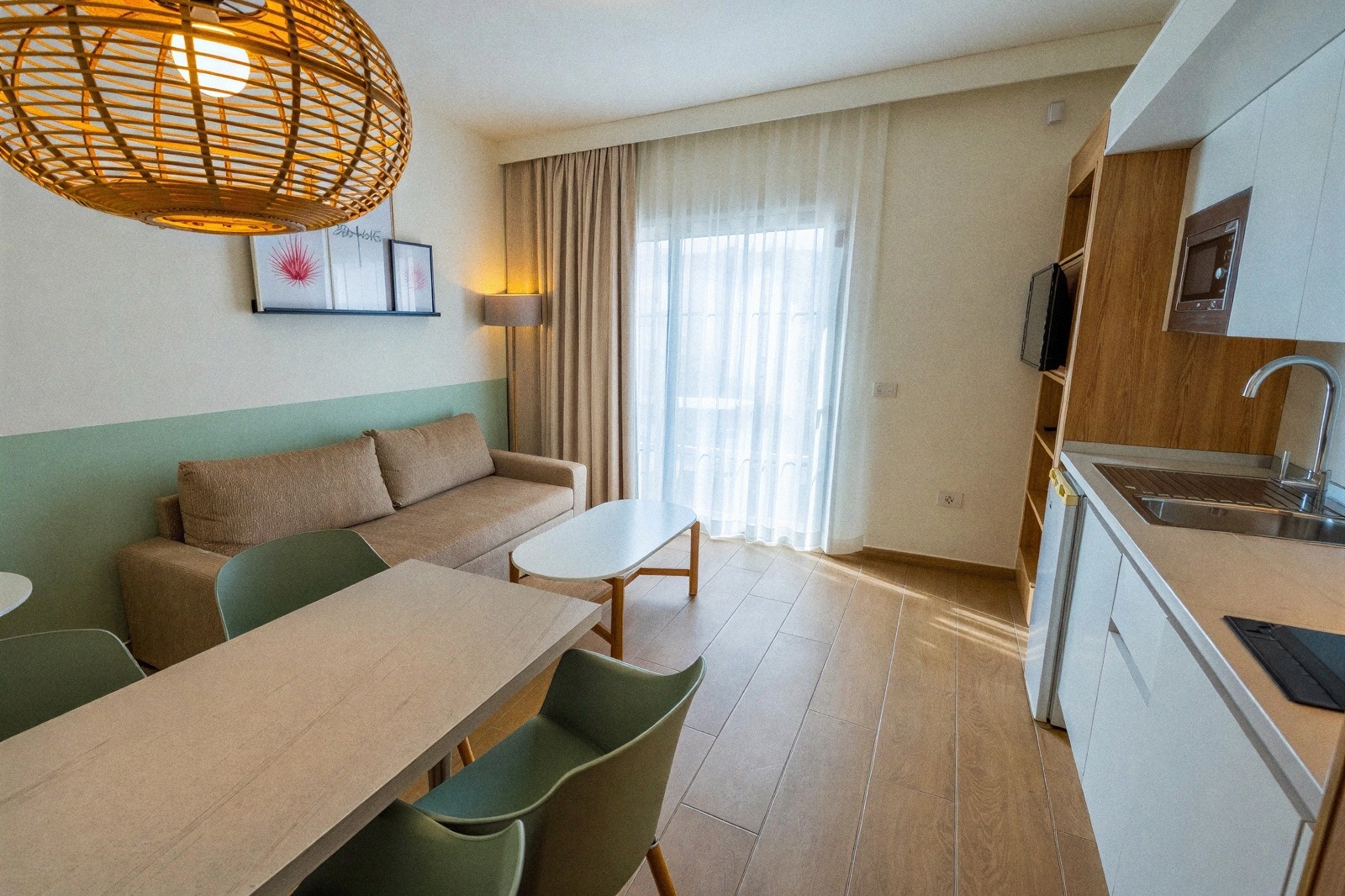 Aparthotel Los Olivos Beach Resort