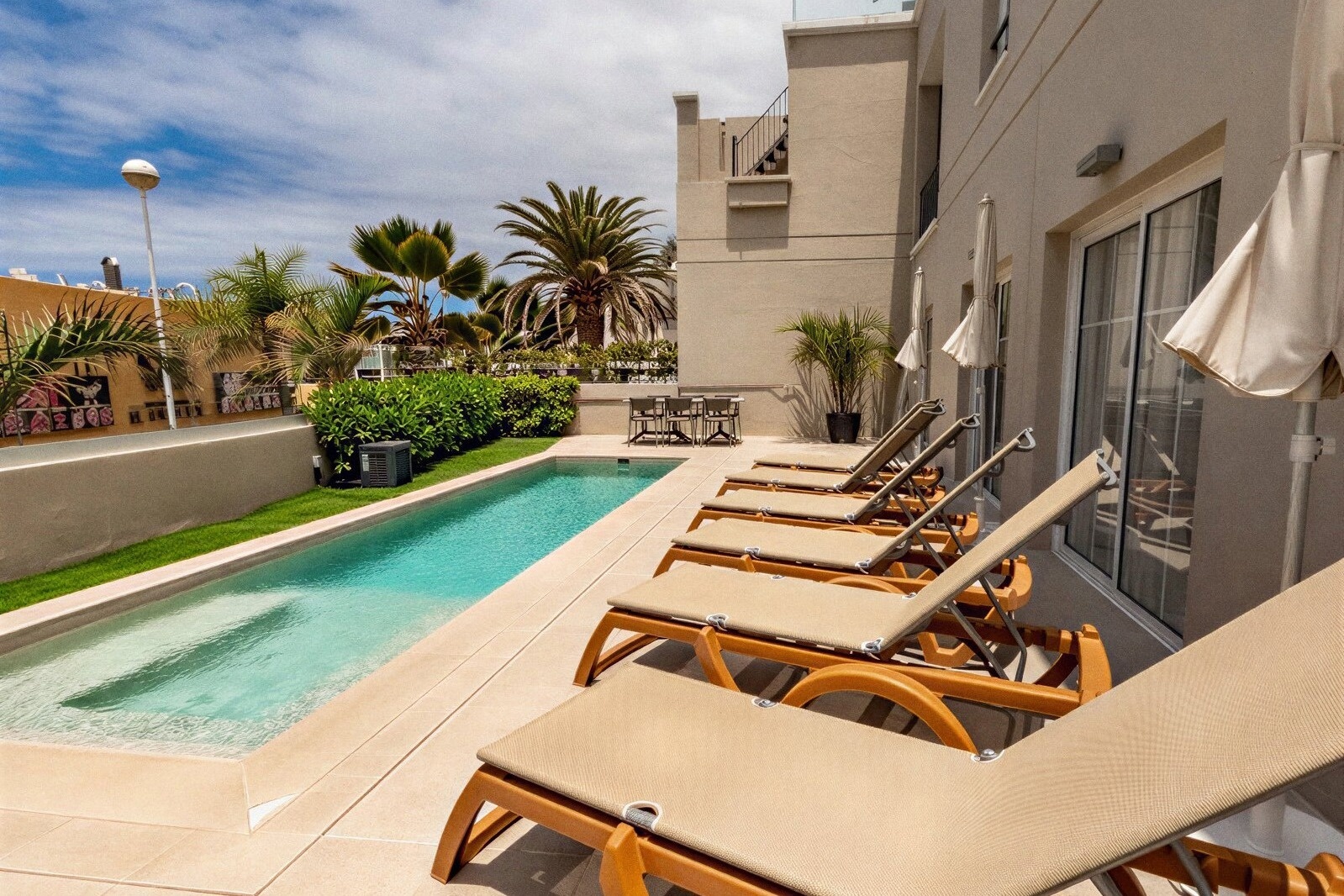 Aparthotel Los Olivos Beach Resort