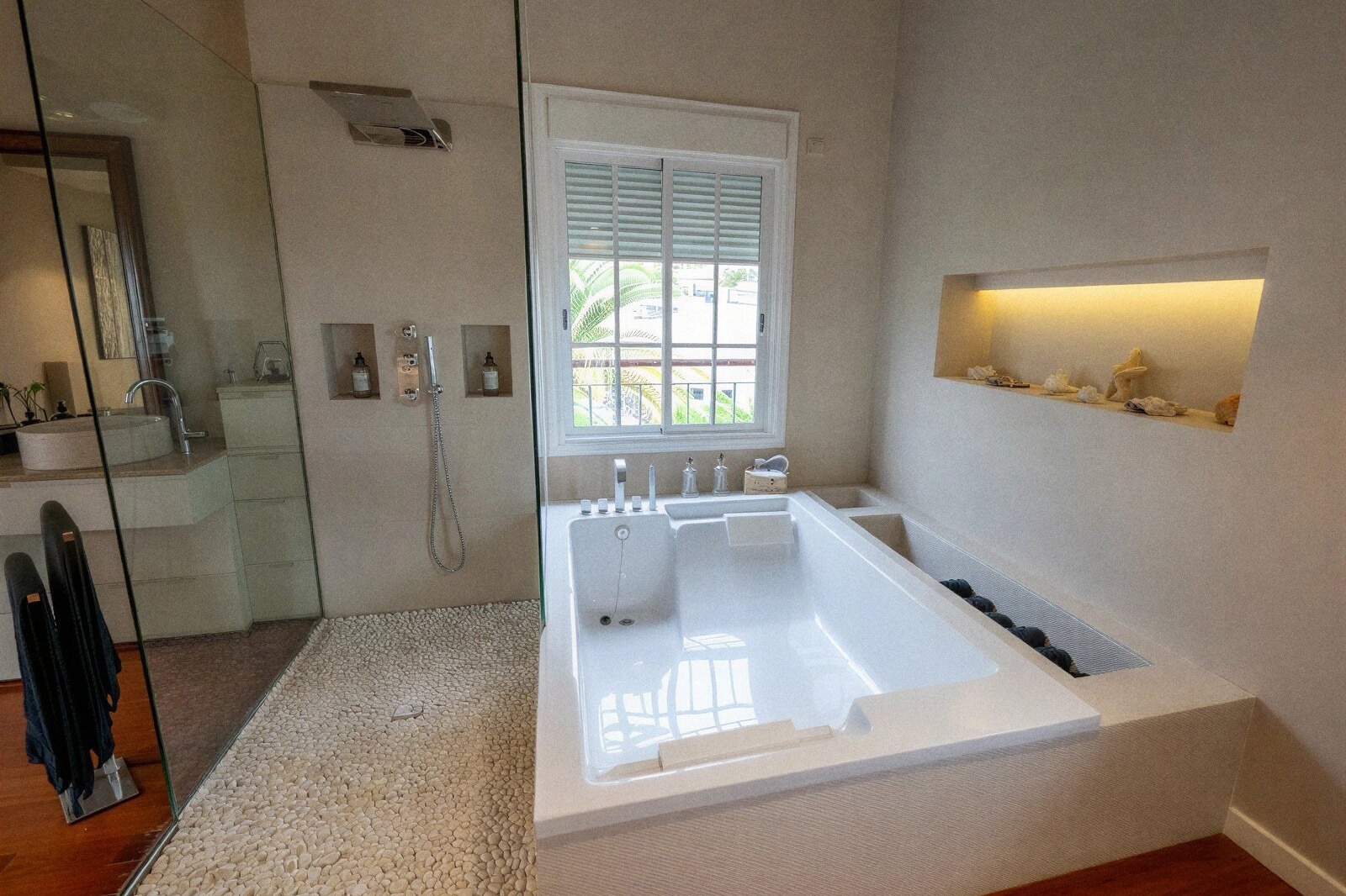 Aparthotel Los Olivos Beach Resort