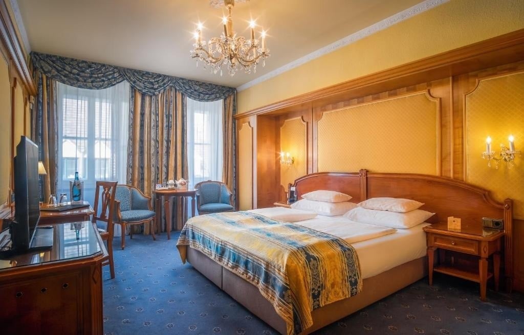 room pictures