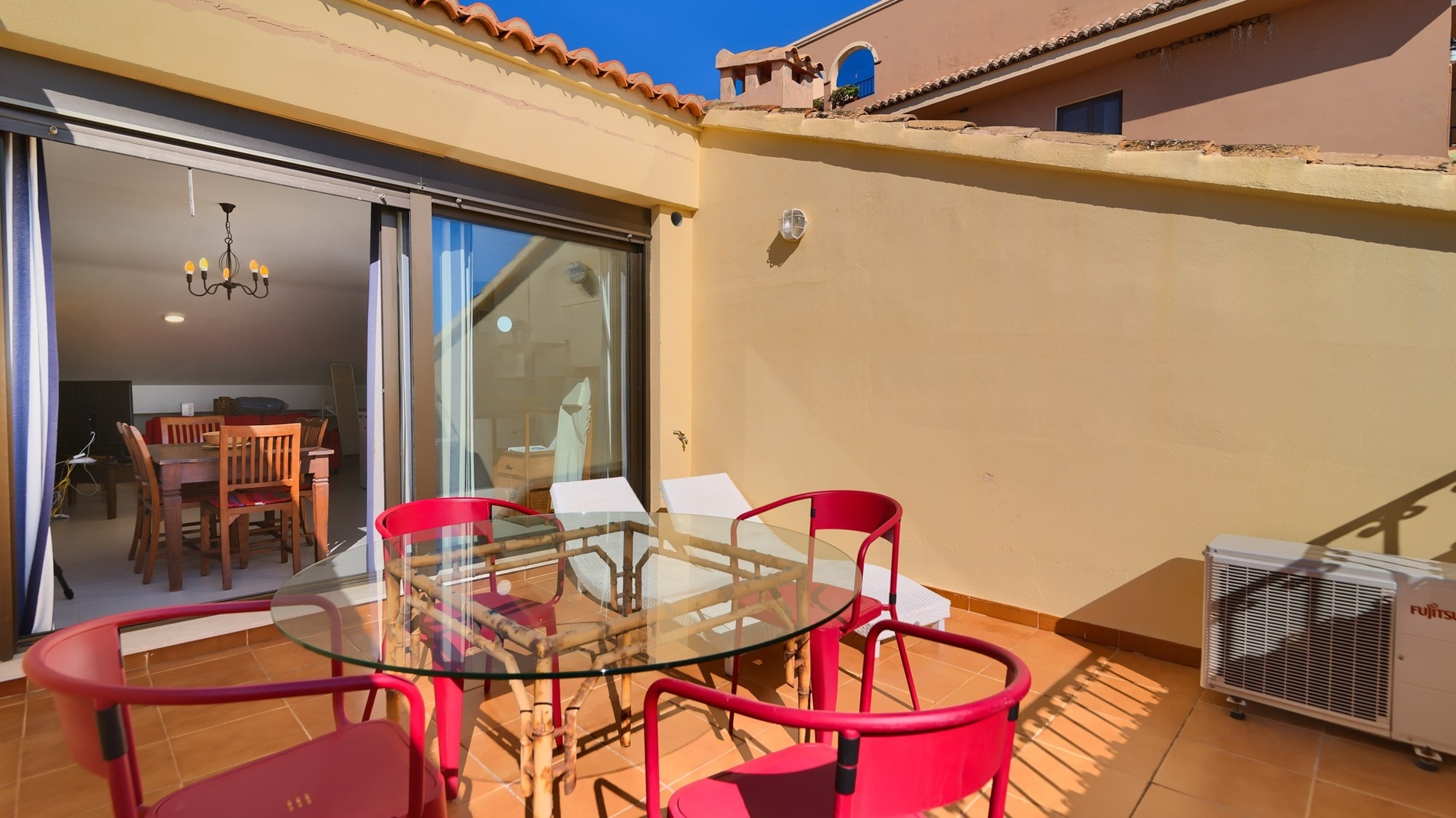 Sea You: Port Saplaya