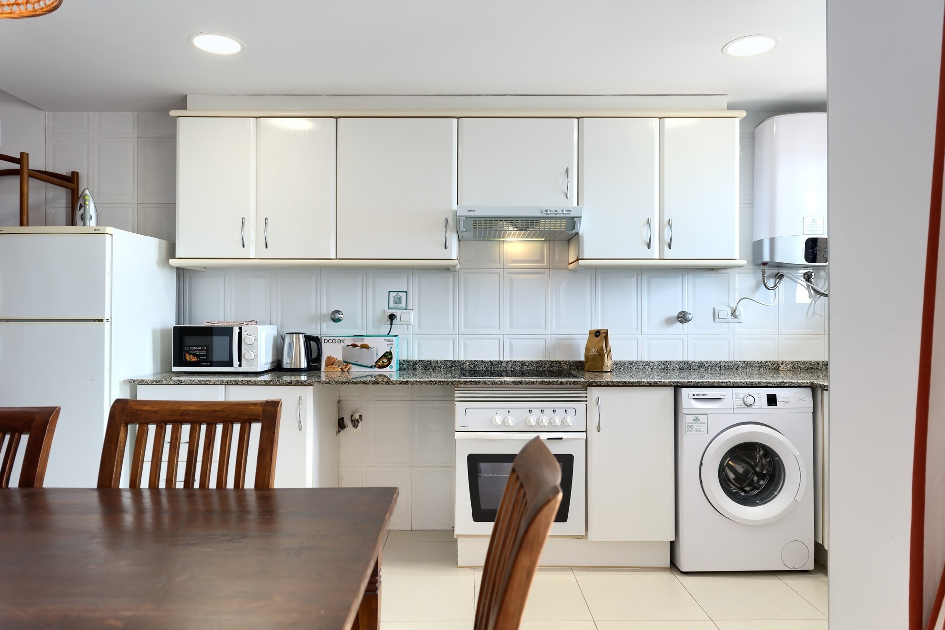 Sea You: Port Saplaya