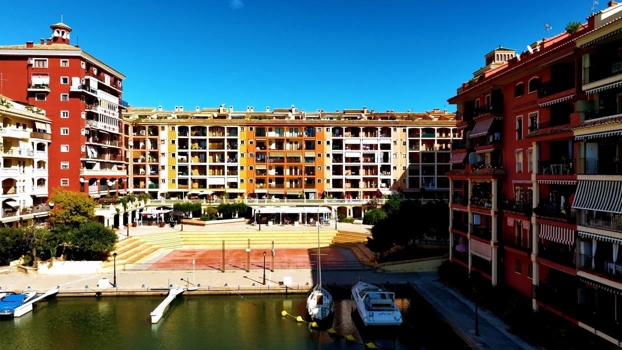 Impegno per la sostenibilità e la cura dell'ambiente presso Sea You Apartamentos Port Saplaya.
