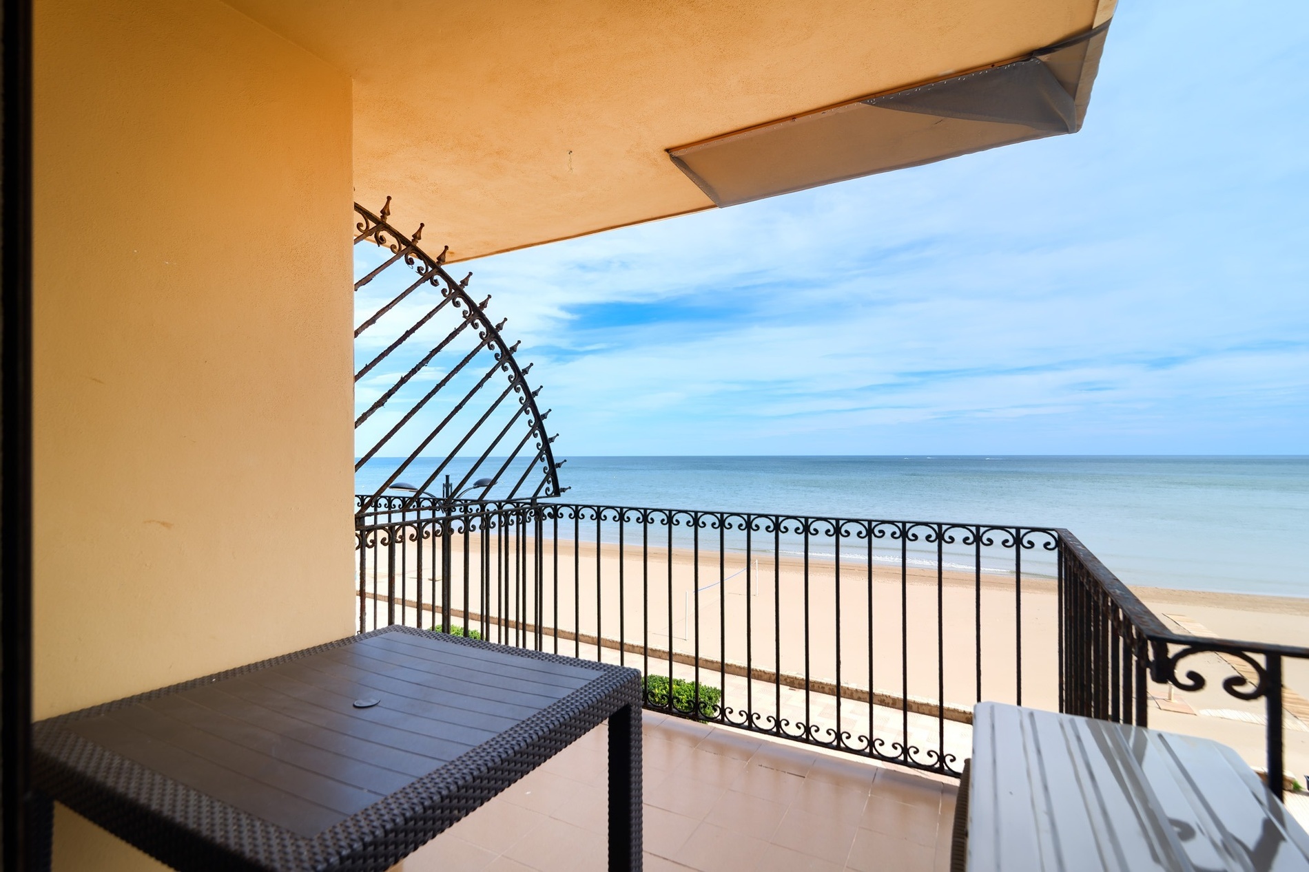 Sea You: Port Saplaya