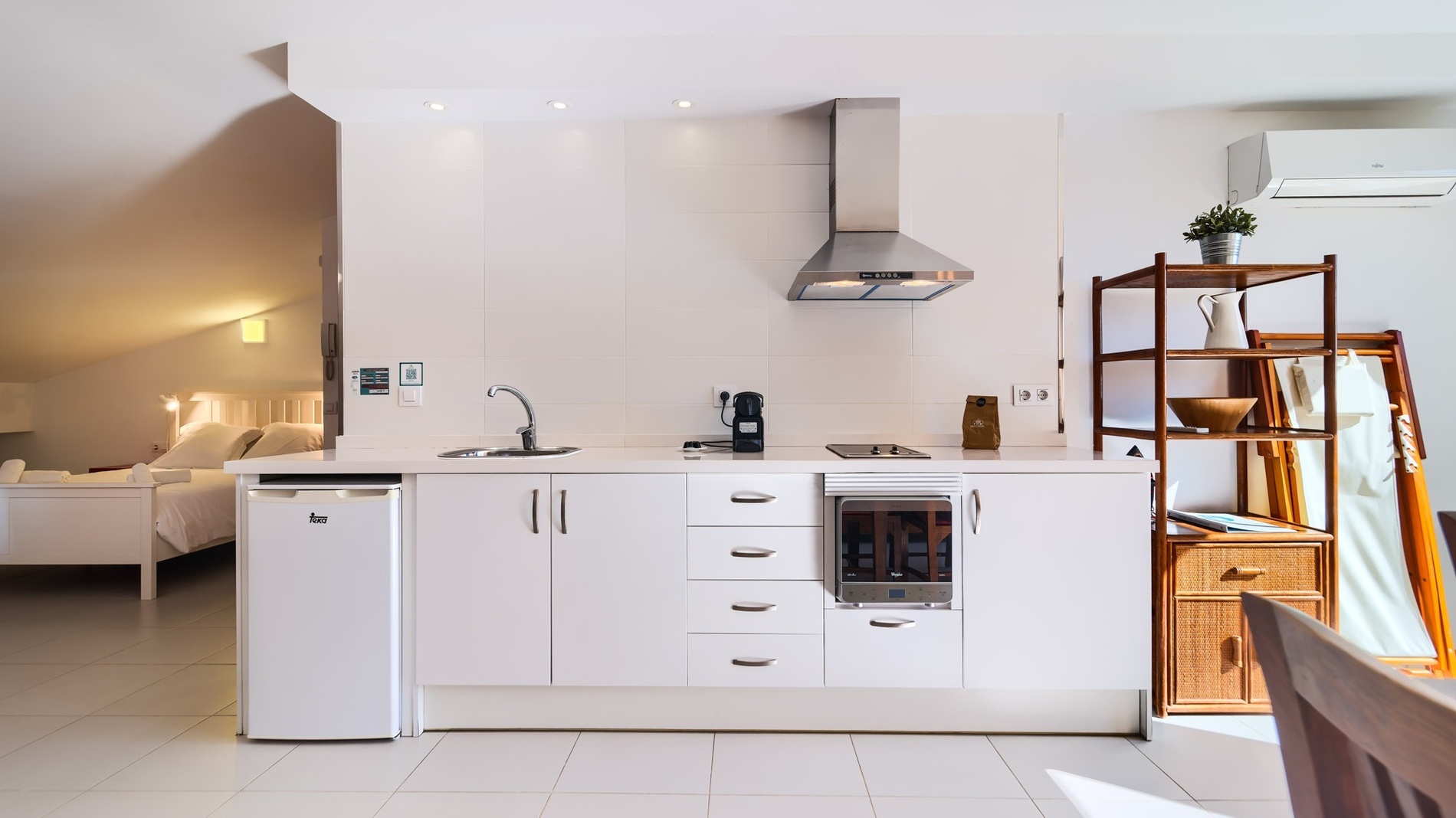 Sea You: Port Saplaya