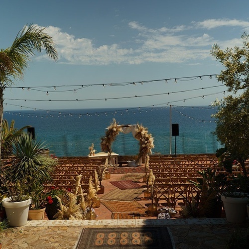 una alfombra con el número 8888 en ella