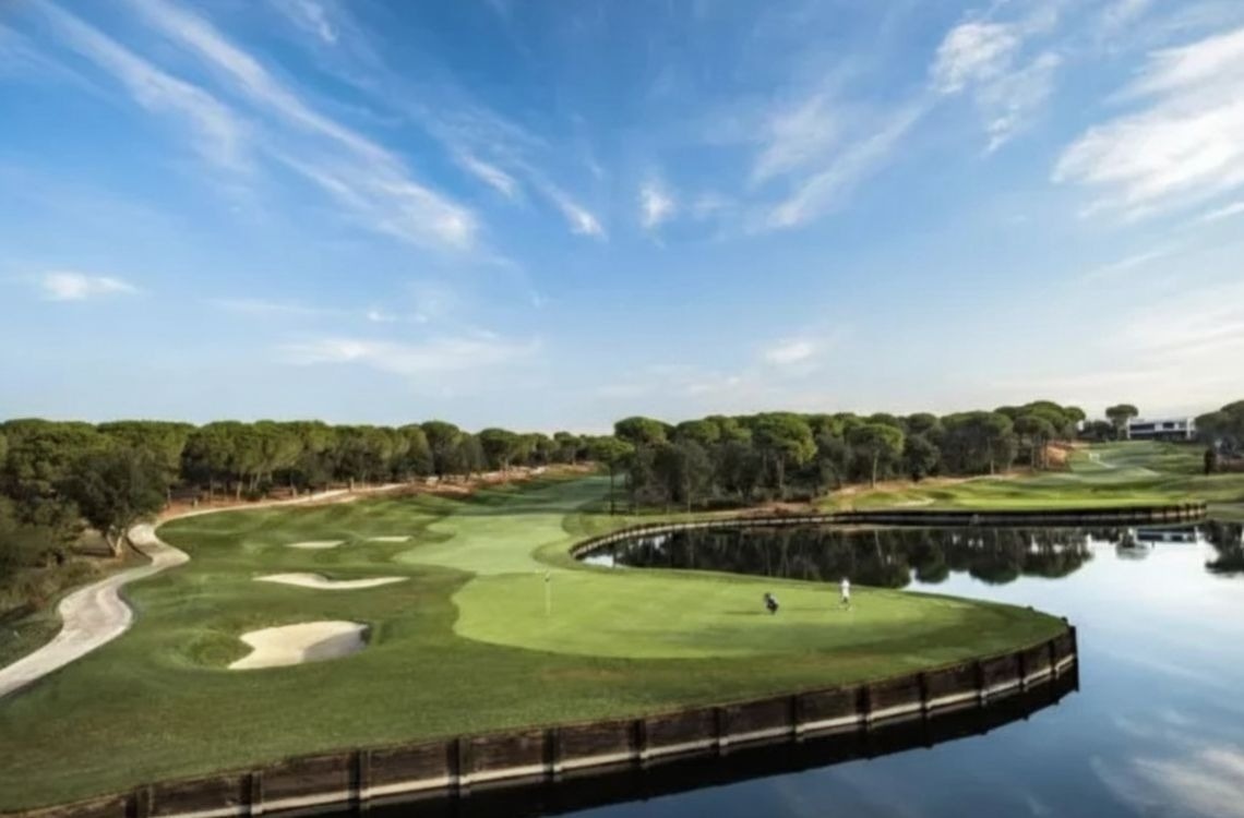 Ryder Cup 2031 a Camiral: golf d'elit i descans davant de la Mediterrània a Hotel Roger de Flor