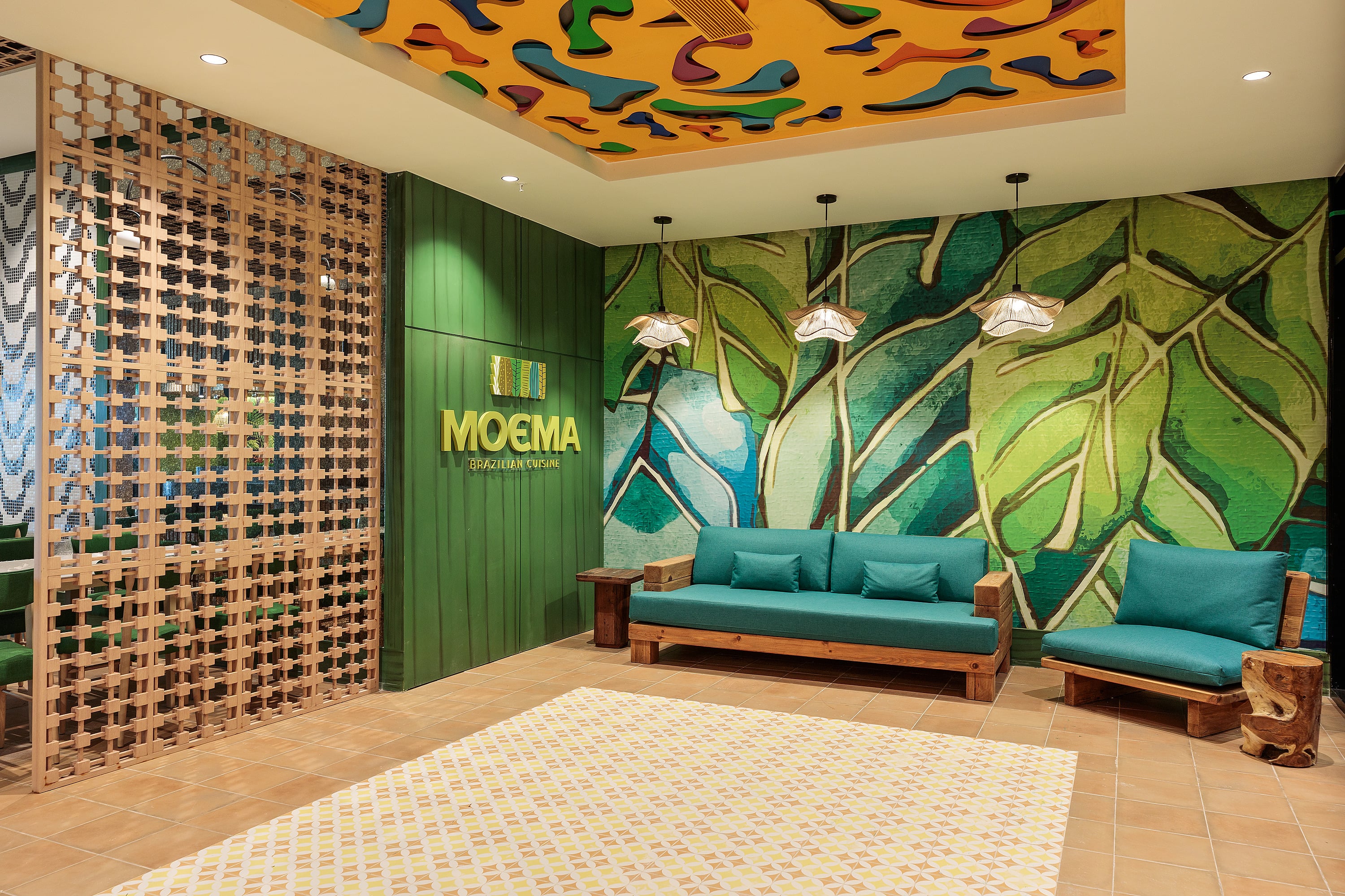 Serenade Caribe Club hotel buffet: Brazilian cuisine, vibrant art, and fresh salad bars.