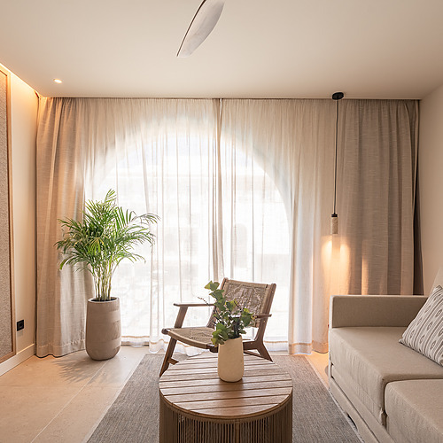 Balcony with sea view, ideal for Smy: Corporativa relaxation.