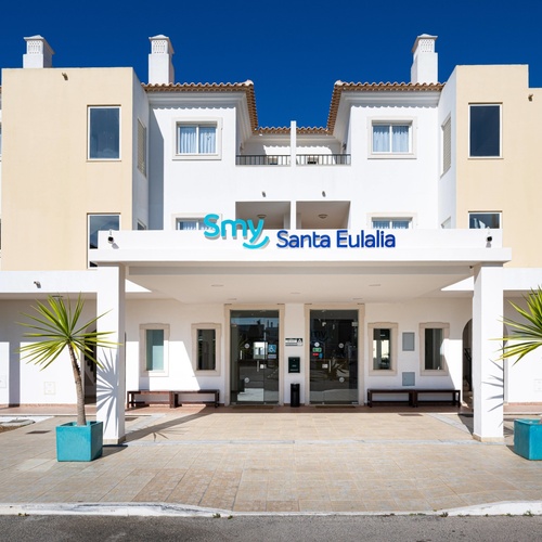 a building with a sign that says sm santa eulalia