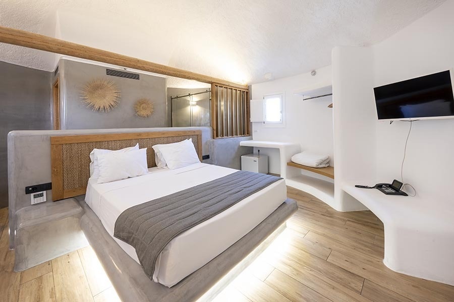 Smy Mediterranean White Santorini